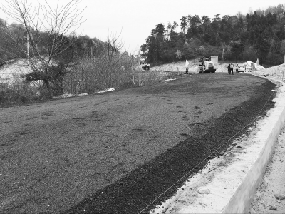 江蘇首試“生活垃圾焚燒殘渣”鋪農村公路，將在全省推廣