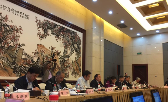 規劃司對天津濱海新區、鄭洛新創(chuàng  )建“中國制造2025”試點(diǎn)示范城市（群）進(jìn)行現場(chǎng)考察及評估