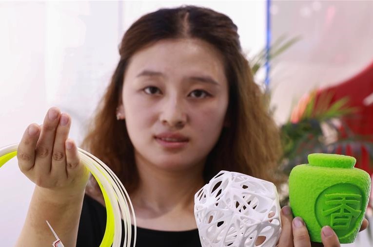 凹凸棒石提煉加工而成的3D打印材料。