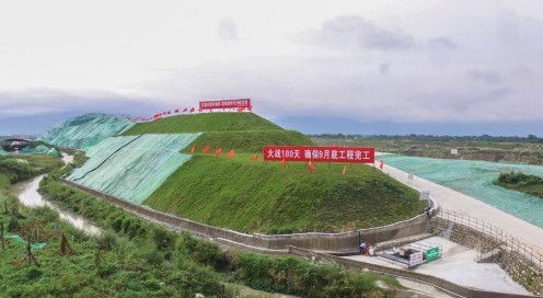 環(huán)保行動(dòng)：四川德陽(yáng)什邡新“愚公移山”，搬走磷石膏大山