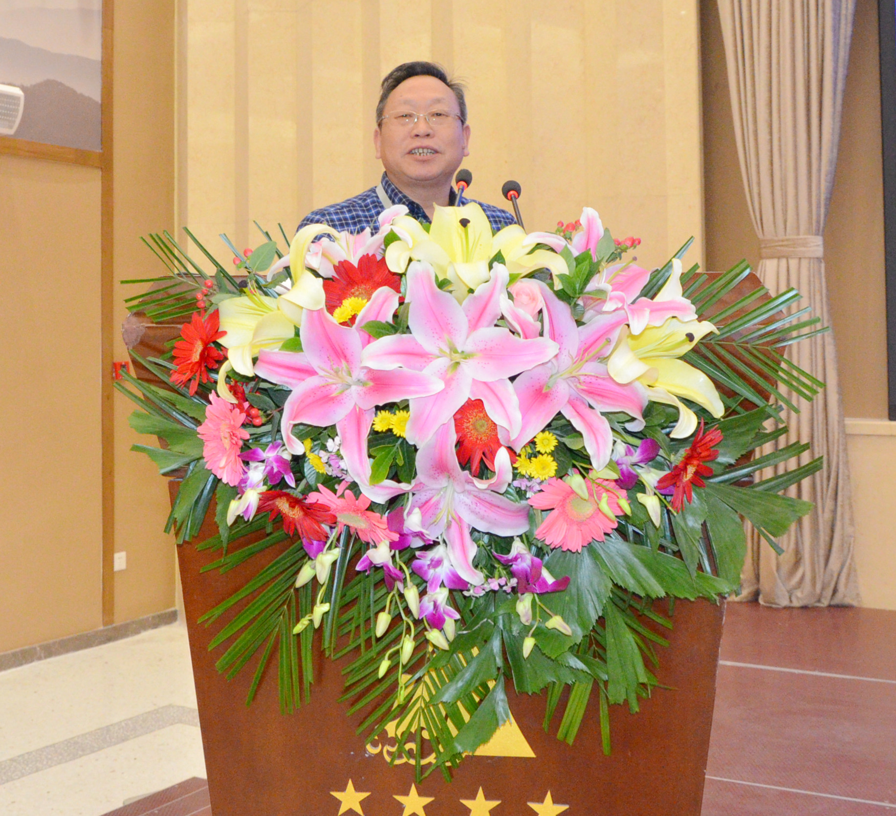 2020年中國非金屬礦產(chǎn)業(yè)高峰論壇暨綠色礦山建設高峰論壇在河南鄭州成功舉辦！