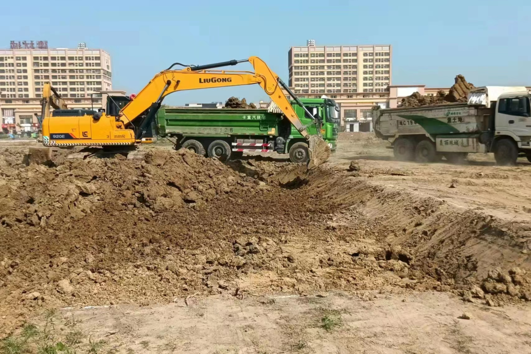 安徽蚌埠凱盛君恒一級耐水玻璃產(chǎn)業(yè)園項目開(kāi)工建設 　　 　　