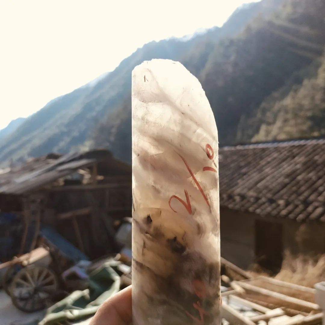 浙江發現大型螢石礦，資源量超550萬噸